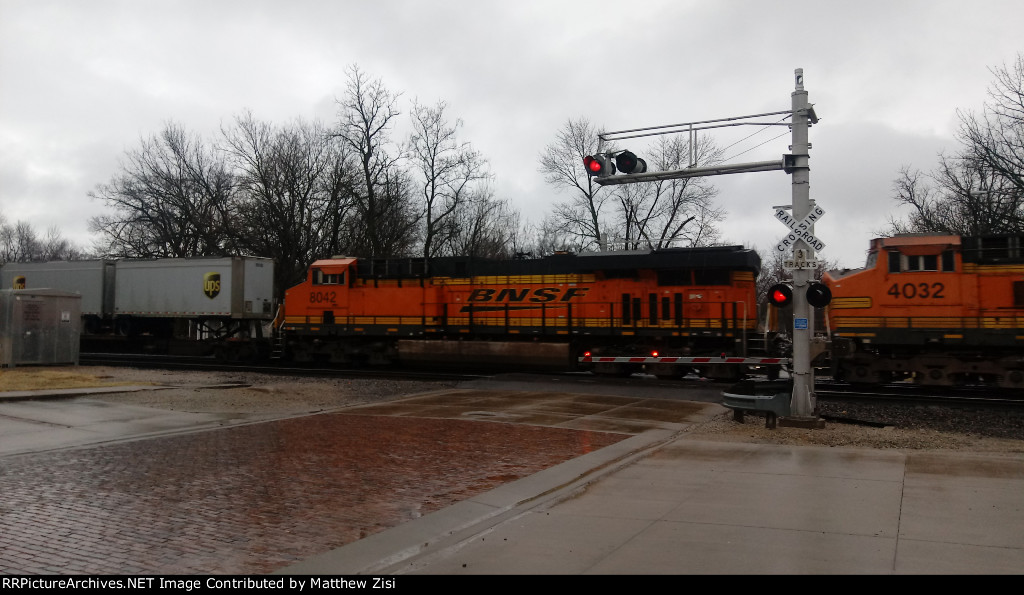 BNSF 8042